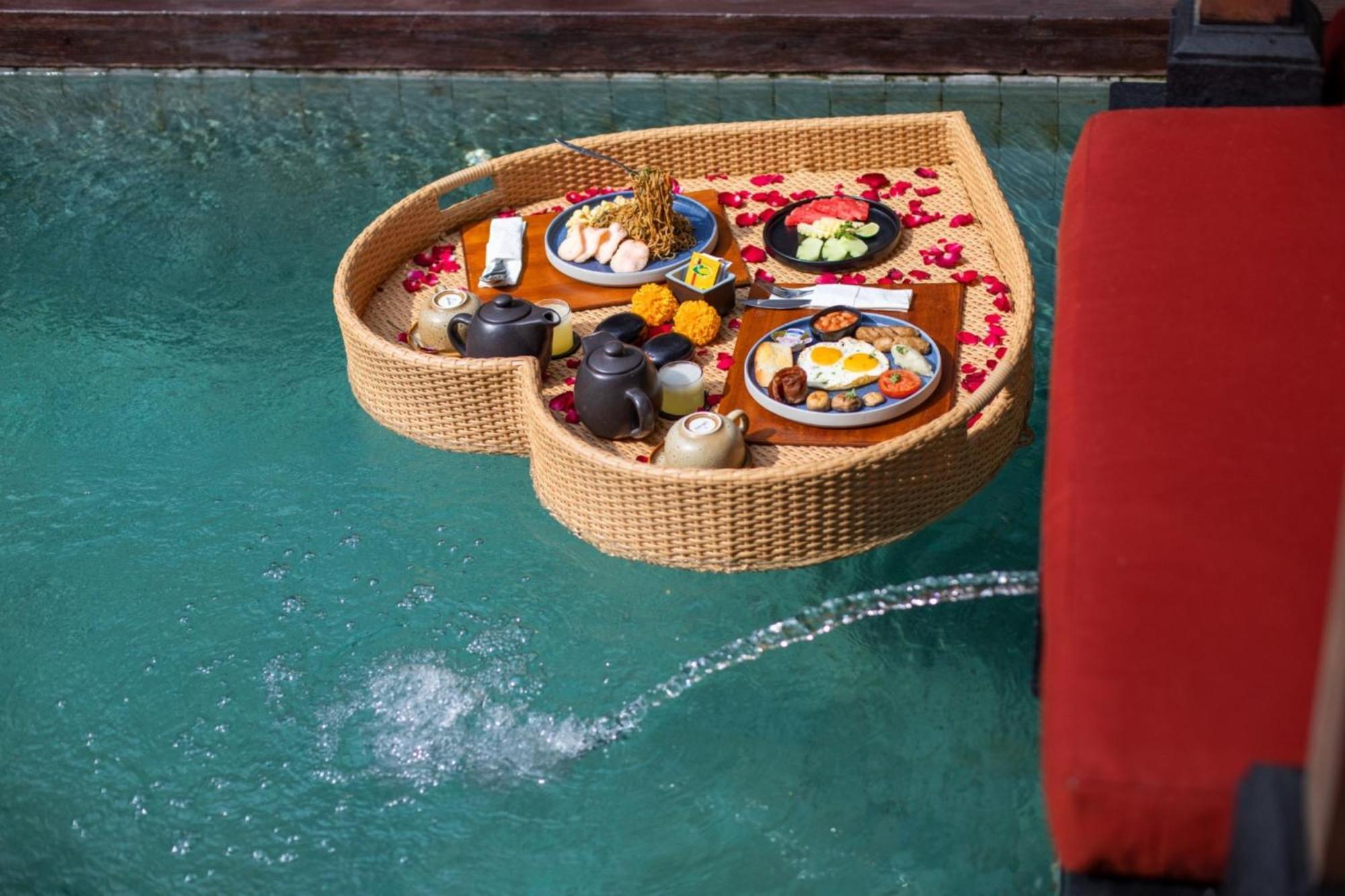 Tanah Lot Nyanyi Sanctuary Villa By Ini Vie Hospitality מראה חיצוני תמונה