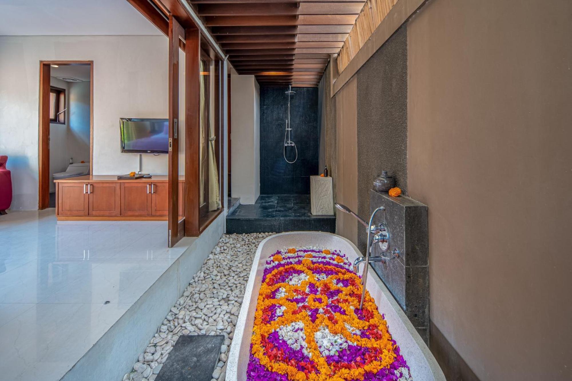 Tanah Lot Nyanyi Sanctuary Villa By Ini Vie Hospitality מראה חיצוני תמונה